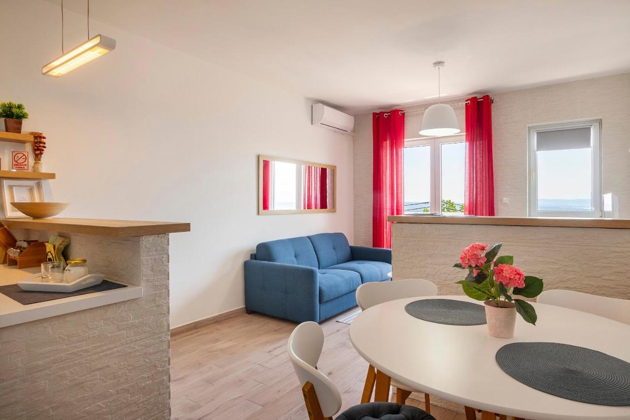 Apartmani Smokovo Jadranovo Extérieur photo