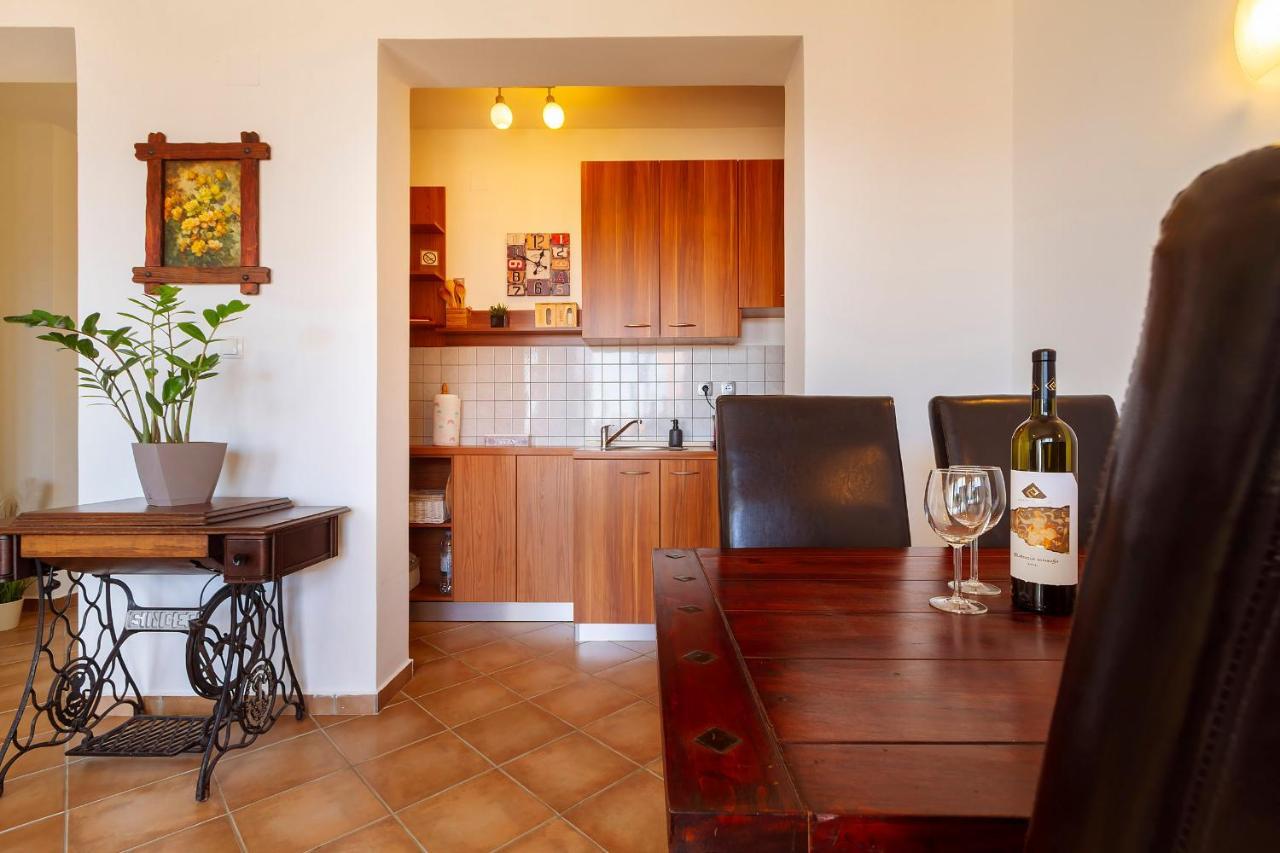 Apartmani Smokovo Jadranovo Extérieur photo