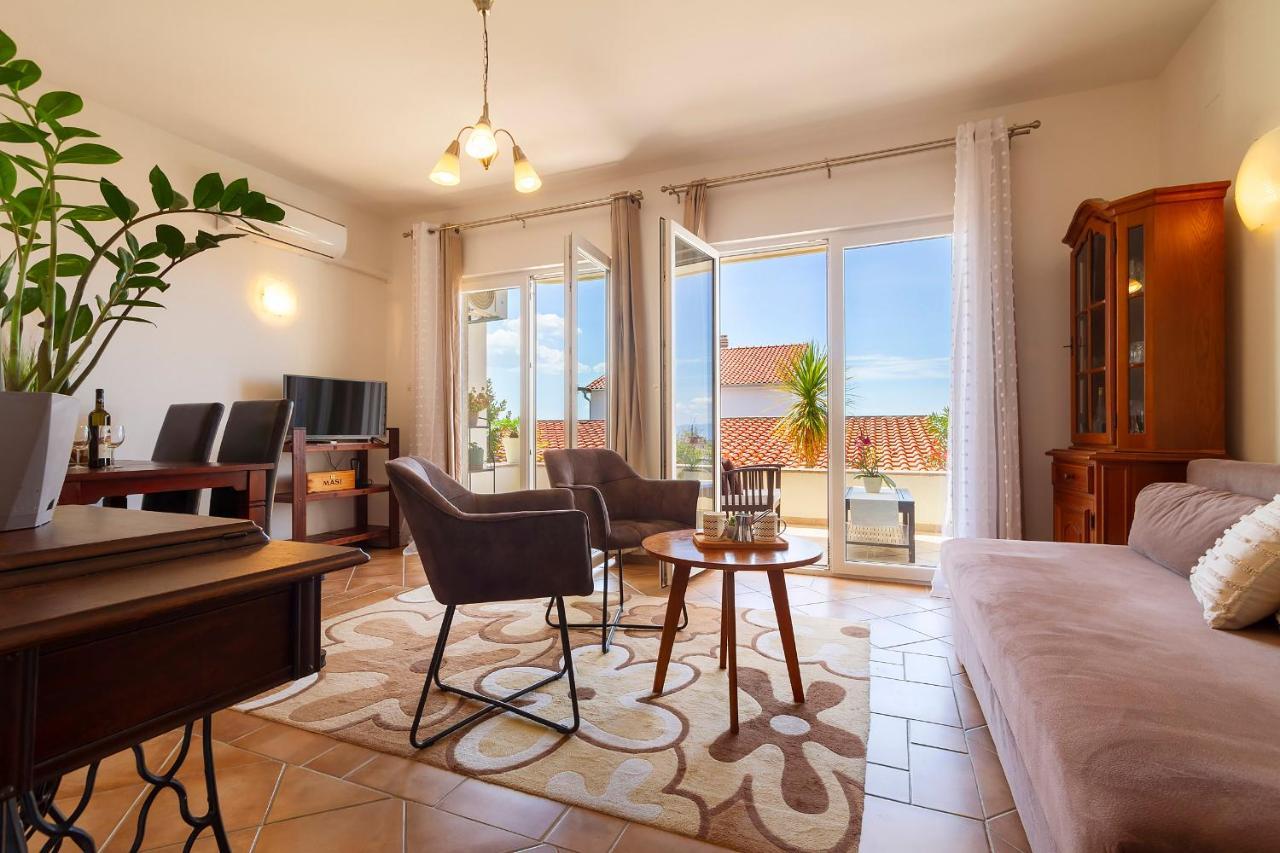 Apartmani Smokovo Jadranovo Extérieur photo